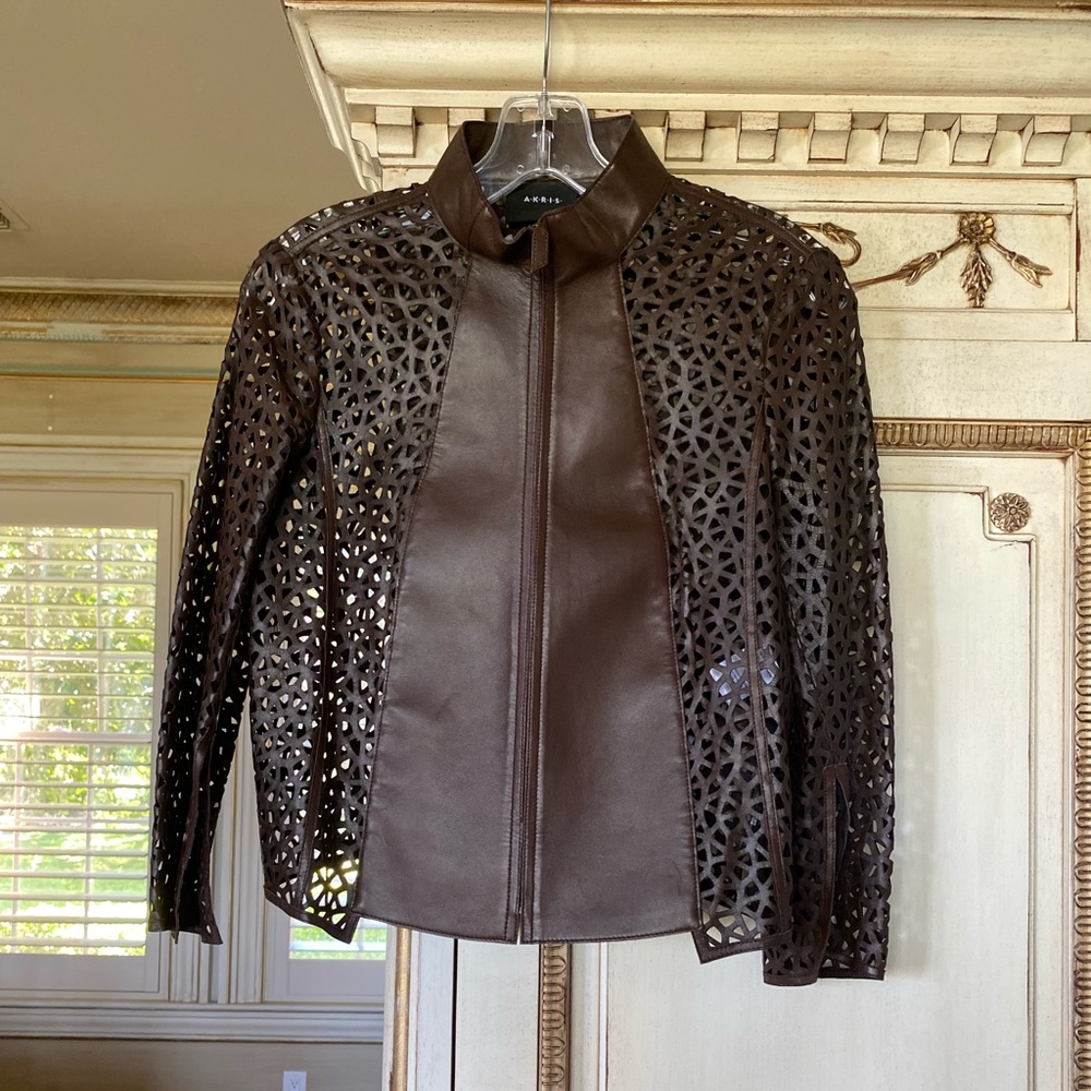 AKRIS brown leather size 4